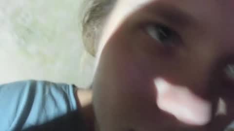 Snapshot of frumcake chatting on 01.12.25 FrumCake online show from 01.12.25