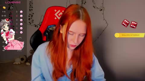 Snapshot of fruttitatti chatting on 10.25.25 fruttitatti online show from 10.25.25