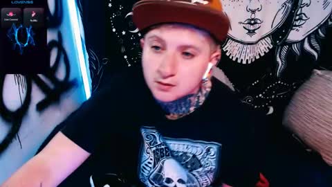 Snapshot of ftmblueyes chatting on 05.16.26 HEHIM online show from 05.16.26