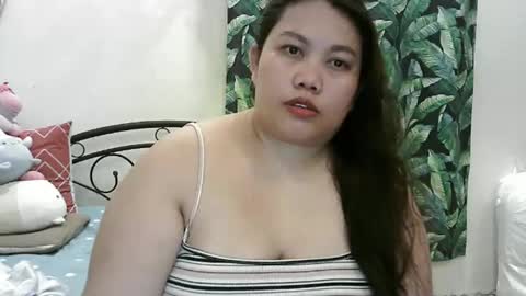 Snapshot of fuck_my_boobs69 chatting on 11.03.25 BBWpinay online show from 11.03.25