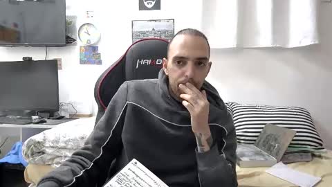 Snapshot of fuck_your_whore chatting on 01.14.26 fuck_your_whore online show from 01.14.26