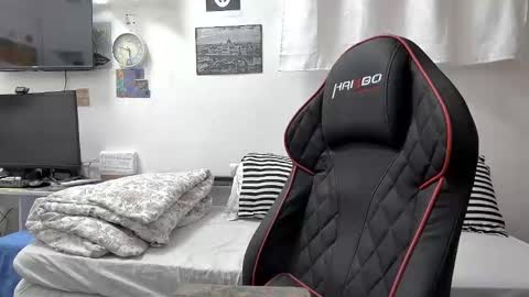 Snapshot of fuck_your_whore chatting on 02.03.26 fuck_your_whore online show from 02.03.26