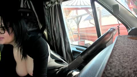 Angelique online show from 01.29.25