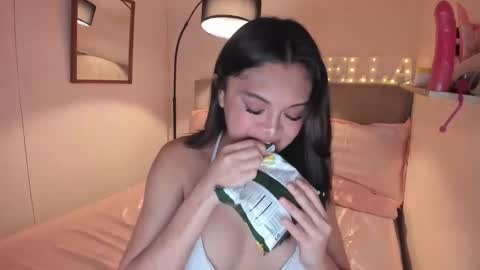 ella online show from 03.13.26