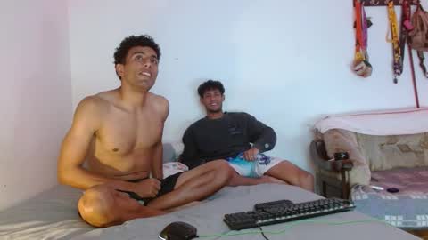 Snapshot of fuckboyjosh98 chatting on 11.25.25 fuckboyjosh98 online show from 11.25.25