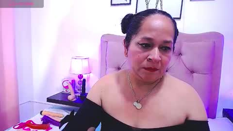 Snapshot of fuckedass4u chatting on 09.19.25 FuckedASS4U online show from 09.19.25
