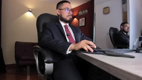 SERGIO THE SEX LAWYER online show from 03.31.26