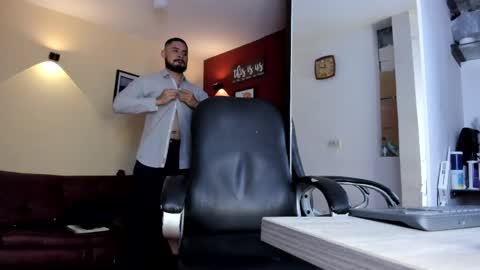 SERGIO THE SEX LAWYER online show from 04.24.26