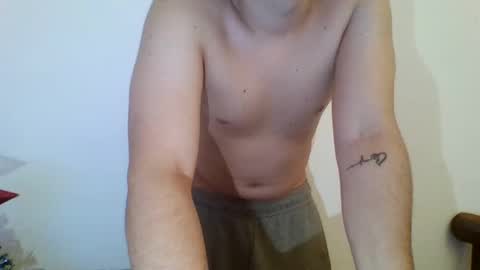 Snapshot of fuckmales chatting on 12.03.25 fuckmales online show from 12.03.25