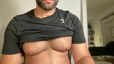 Muscle Bear Jock in Training online show from 09.24.25