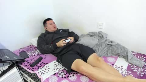 Snapshot of fuckynations chatting on 02.15.25 Fuckdirtymen online show from 02.15.25