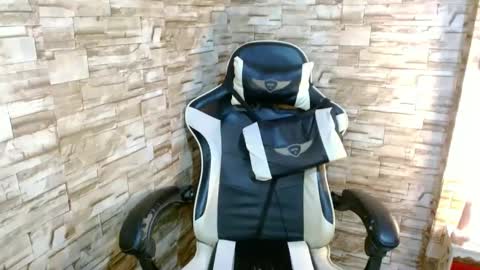 Snapshot of fujiko_13 chatting on 02.28.25 Japanese x Filipina online show from 02.28.25