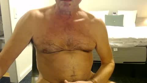 Snapshot of fuldaflyst4 chatting on 11.12.25 fuldaflyst4 online show from 11.12.25