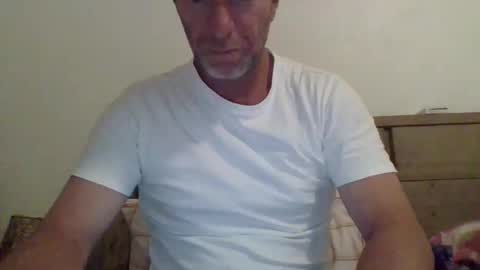 funaussieguy80 online show from 04.21.26