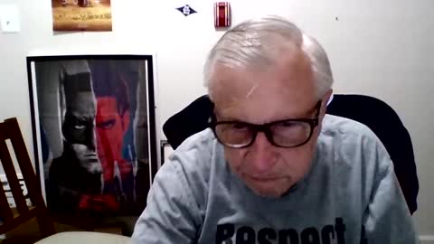 Snapshot of funclemike chatting on 09.10.25 funclemike online show from 09.10.25