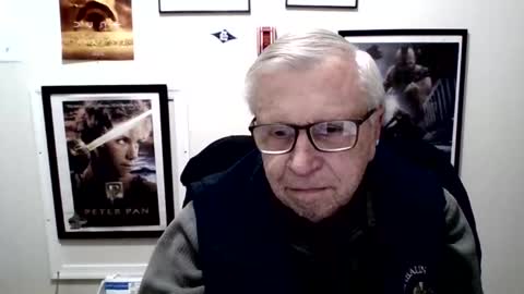 Snapshot of funclemike chatting on 12.18.25 funclemike online show from 12.18.25