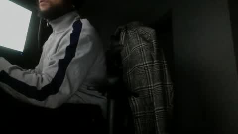 Snapshot of fundreams100 chatting on 12.05.24 FunDreams online show from 12.05.24