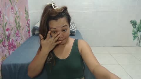 Snapshot of funluvnpinay4u chatting on 12.12.24 MAE online show from 12.12.24