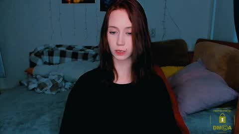 Snapshot of funny_bunny23 chatting on 10.05.25 Eva online show from 10.05.25