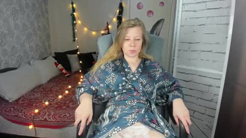 Snapshot of funny_bunny4 chatting on 01.11.25 funny_bunny4 online show from 01.11.25