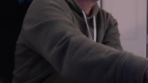 Snapshot of funnyme1234 chatting on 11.20.25 jerry online show from 11.20.25