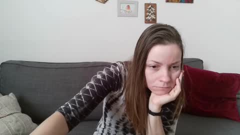 Snapshot of funservice chatting on 12.28.24 funservice online show from 12.28.24