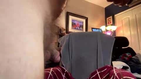 Snapshot of furryhugs69 chatting on 10.23.25 Erich online show from 10.23.25