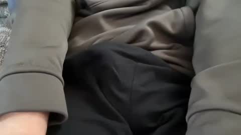 Snapshot of futuro_marido chatting on 11.28.25 Futuro Marido online show from 11.28.25