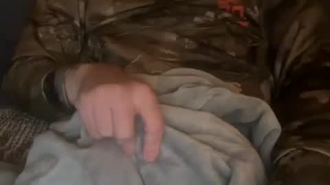 Snapshot of futuro_marido chatting on 12.14.25 Futuro Marido online show from 12.14.25