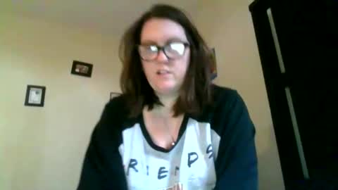 fuzzypeaches87 online show from 03.20.26