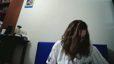 fuzzypeaches87 online show from 07.11.26