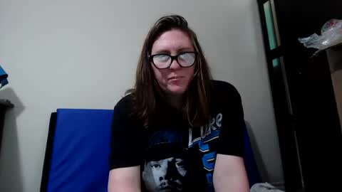 fuzzypeaches87 online show from 07.13.26