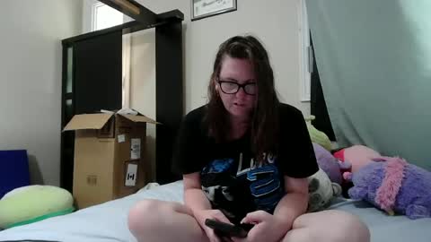 fuzzypeaches87 online show from 07.19.26