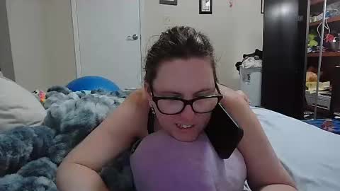 fuzzypeaches87 online show from 07.27.26