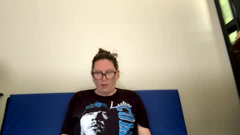 fuzzypeaches87 online show from 07.30.26