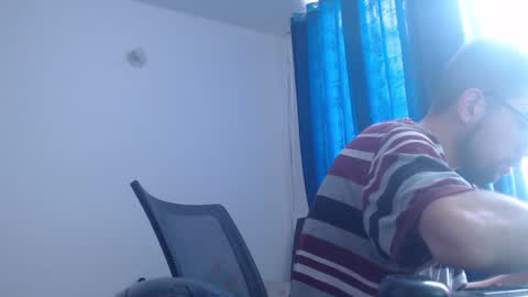 Snapshot of fvckhorneyguy chatting on 02.05.25 andrew online show from 02.05.25