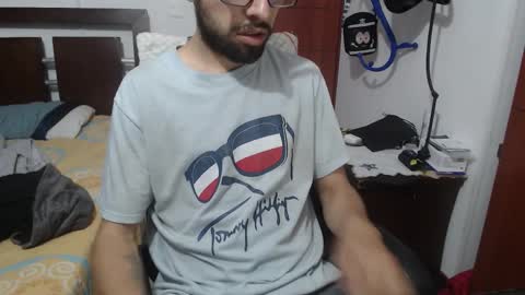 Snapshot of fvckhorneyguy chatting on 01.07.26 andrew online show from 01.07.26