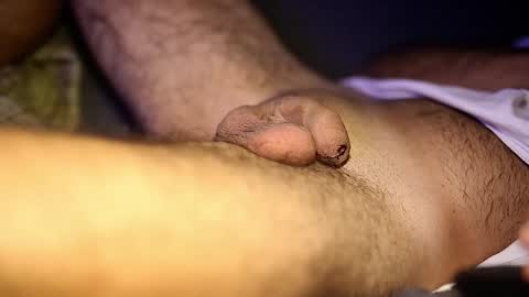 Snapshot of fvckinginfamouz chatting on 09.27.25 The Chillest Daddy online show from 09.27.25