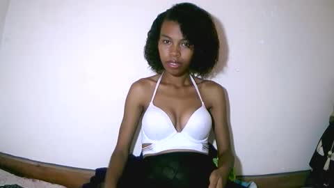 Snapshot of fyah1027 chatting on 11.23.25 fyah1027 online show from 11.23.25