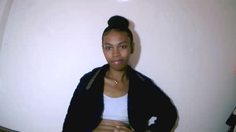 Snapshot of fyah1027 chatting on 11.24.25 fyah1027 online show from 11.24.25