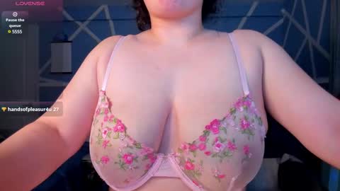 Snapshot of gaaby_ chatting on 02.24.25 gaaby  online show from 02.24.25