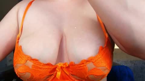 gaaby  online show from 11.05.25