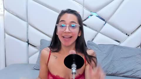 Snapshot of gabbieskinny chatting on 06.05.26 gabbieskinny online show from 06.05.26