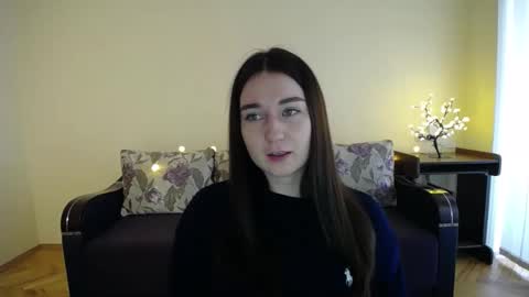 Jaklin online show from 01.11.25