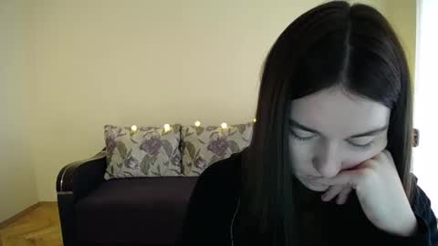 Jaklin online show from 01.21.25