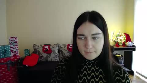 Jaklin online show from 12.19.25