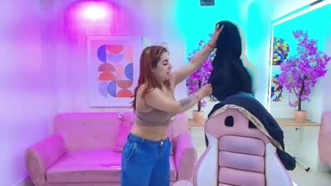 gabby_evanns online show from 12.19.25