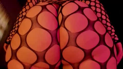 Snapshot of gabby_haze chatting on 12.15.25 G A B R I E L A online show from 12.15.25