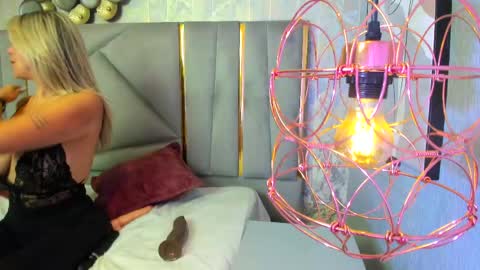 Gaby Santos online show from 05.26.26