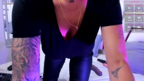 Gaby Santos online show from 06.04.26